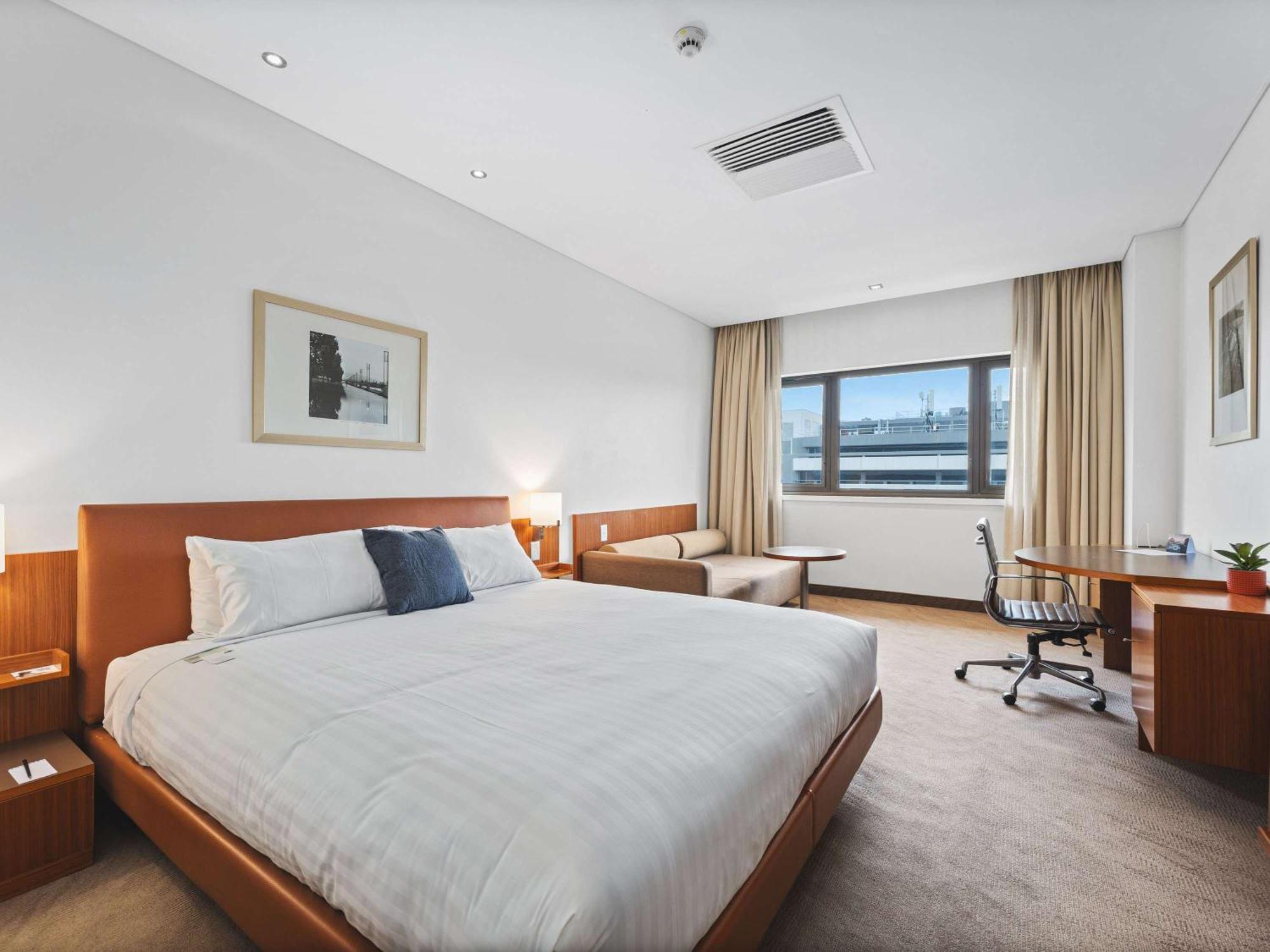 Novotel Канбера Екстериор снимка