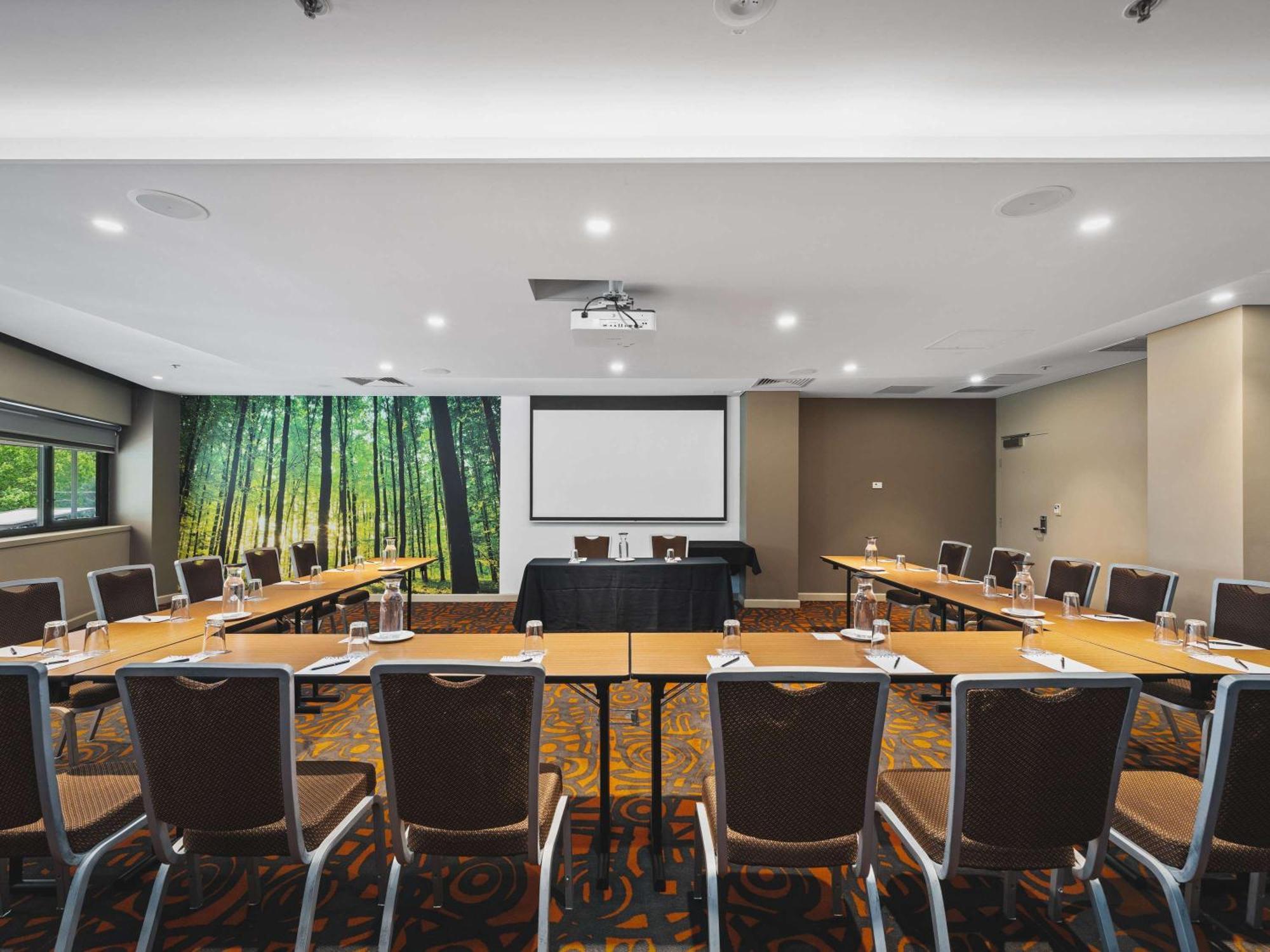 Novotel Канбера Екстериор снимка