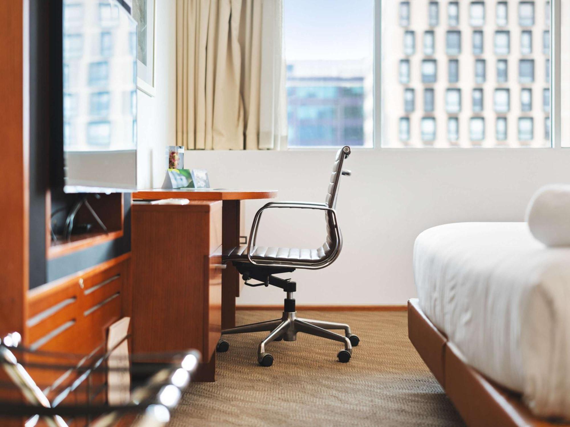 Novotel Канбера Екстериор снимка