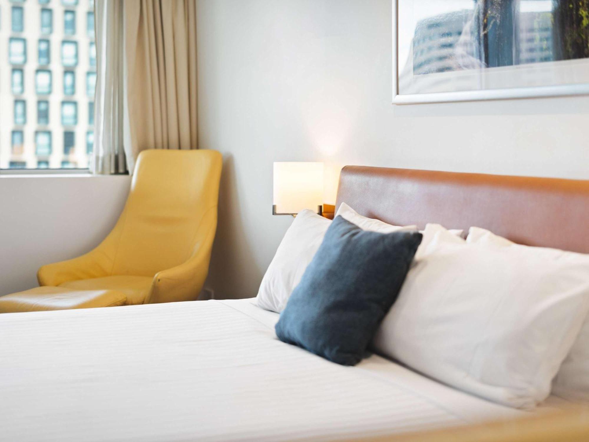 Novotel Канбера Екстериор снимка